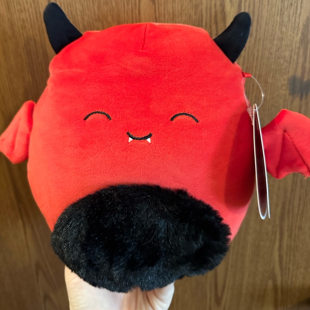 Squishmallow Dante 8”